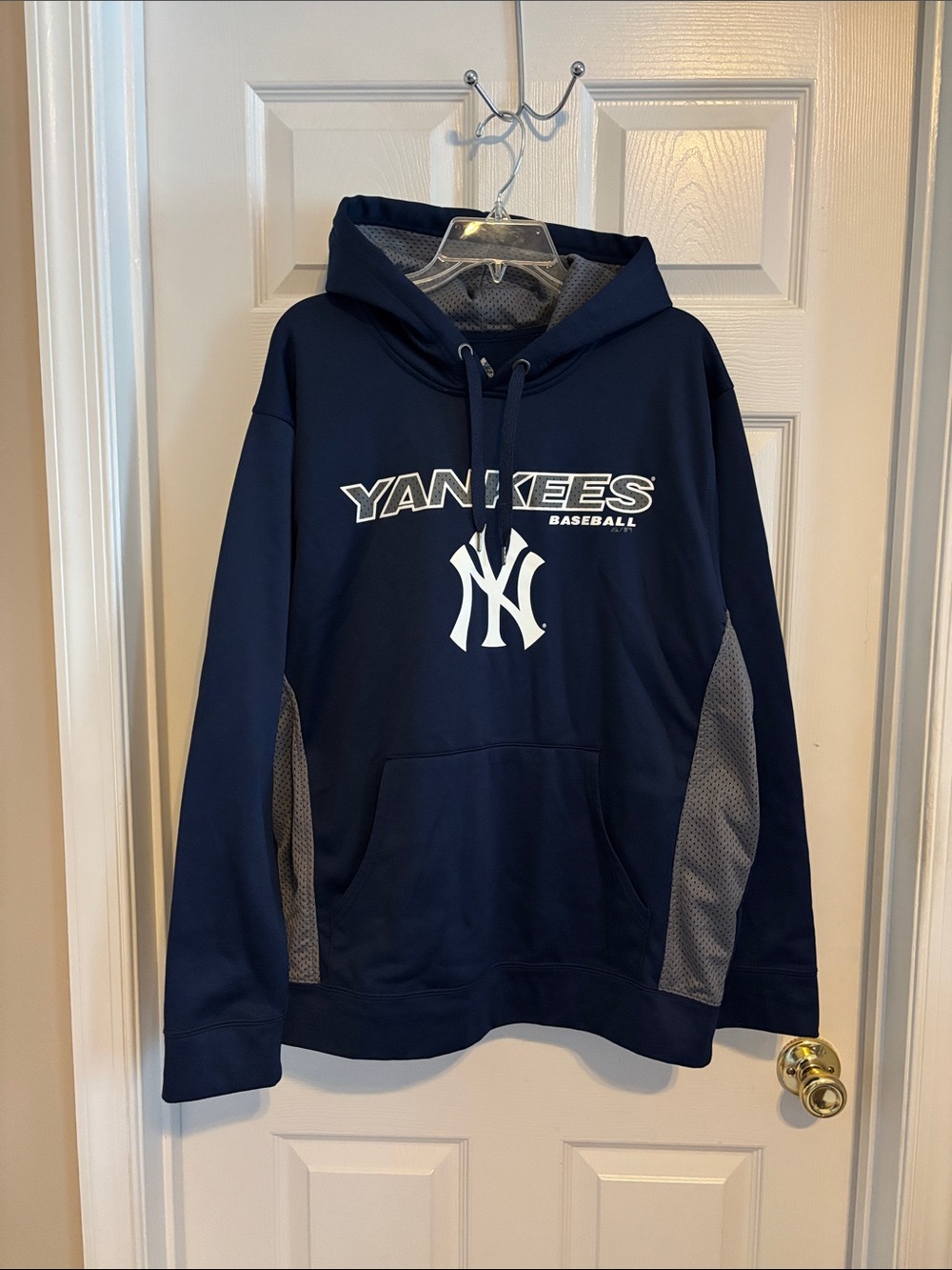 Navy Yankees Hooded Sweatshirt